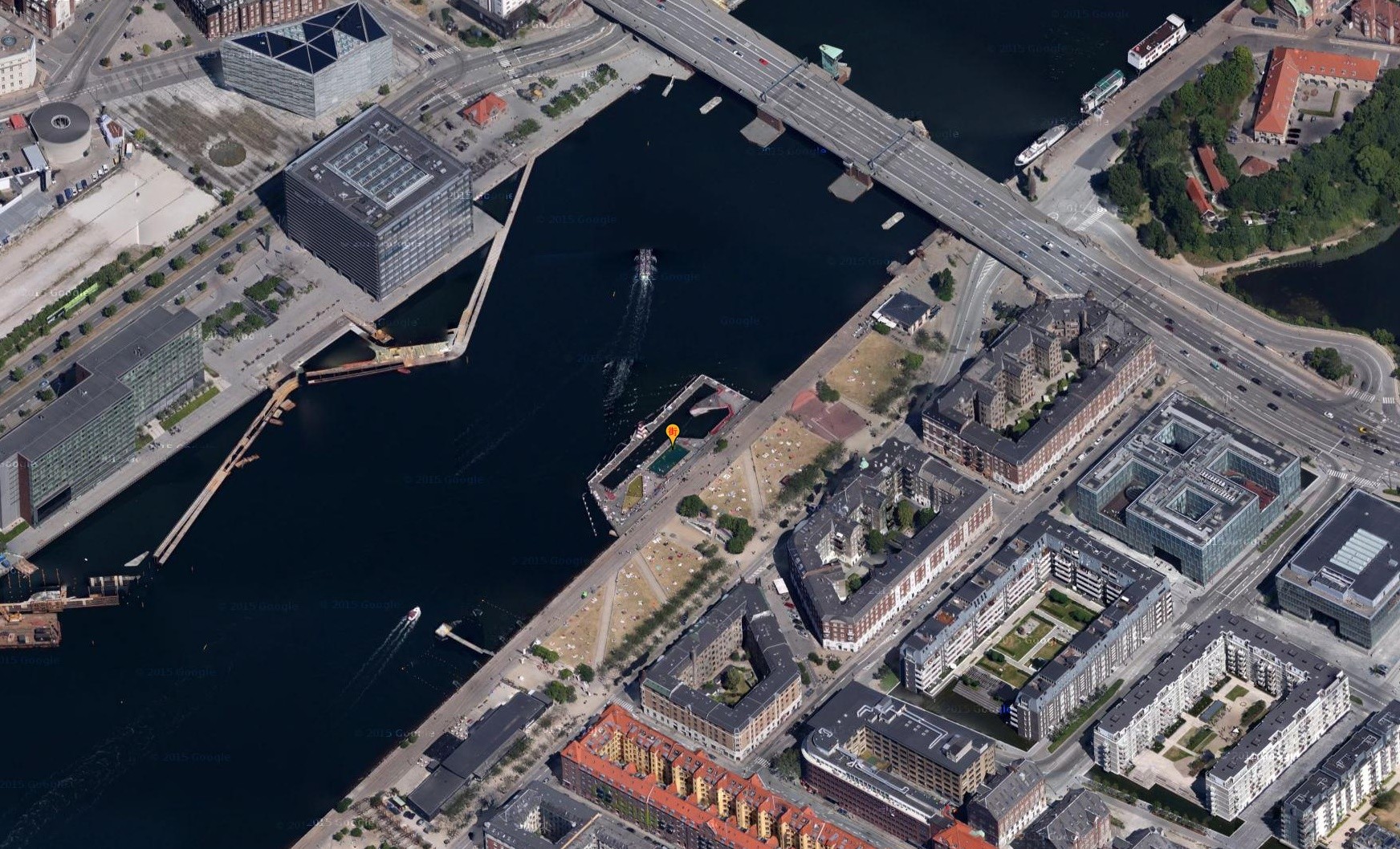 滨水区设计：哥本哈根港湾浴场